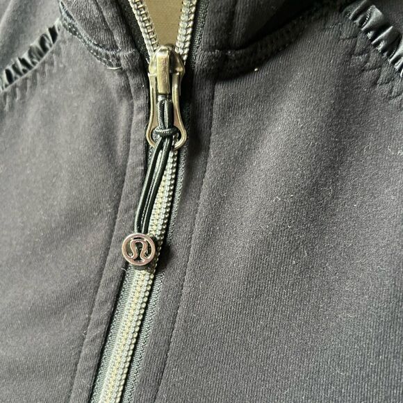 Lululemon Nice Asana Jacket *Ruffle Full Zip Black Jacket Size 4 - Picture 2 of 5